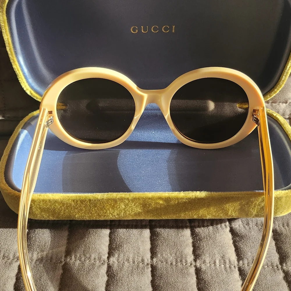 Gucci Cream Round Sunglasses - Picture 4 of 8